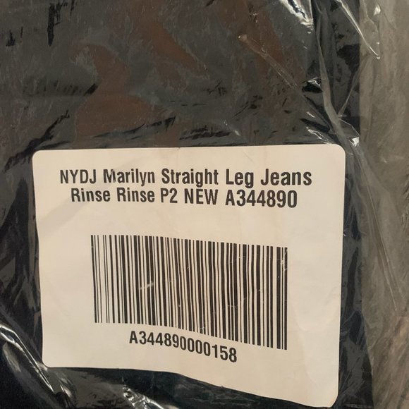 NWT NYDJ MARILYN STRAIGHT LEG JEANS WASH RINSE 2P (PETITE) - Picture 7 of 8
